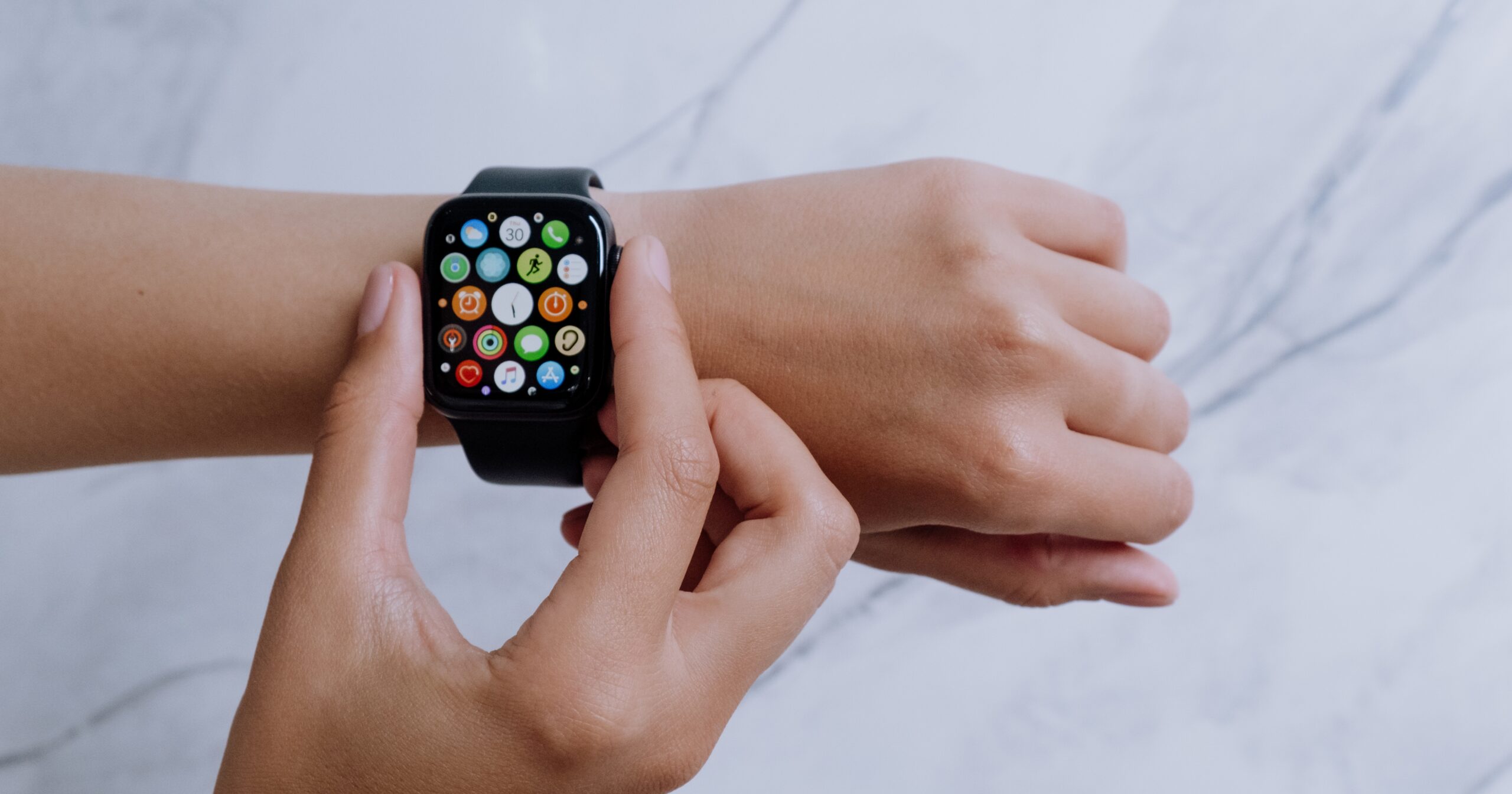 why is my apple watch not charging — supporting image 2